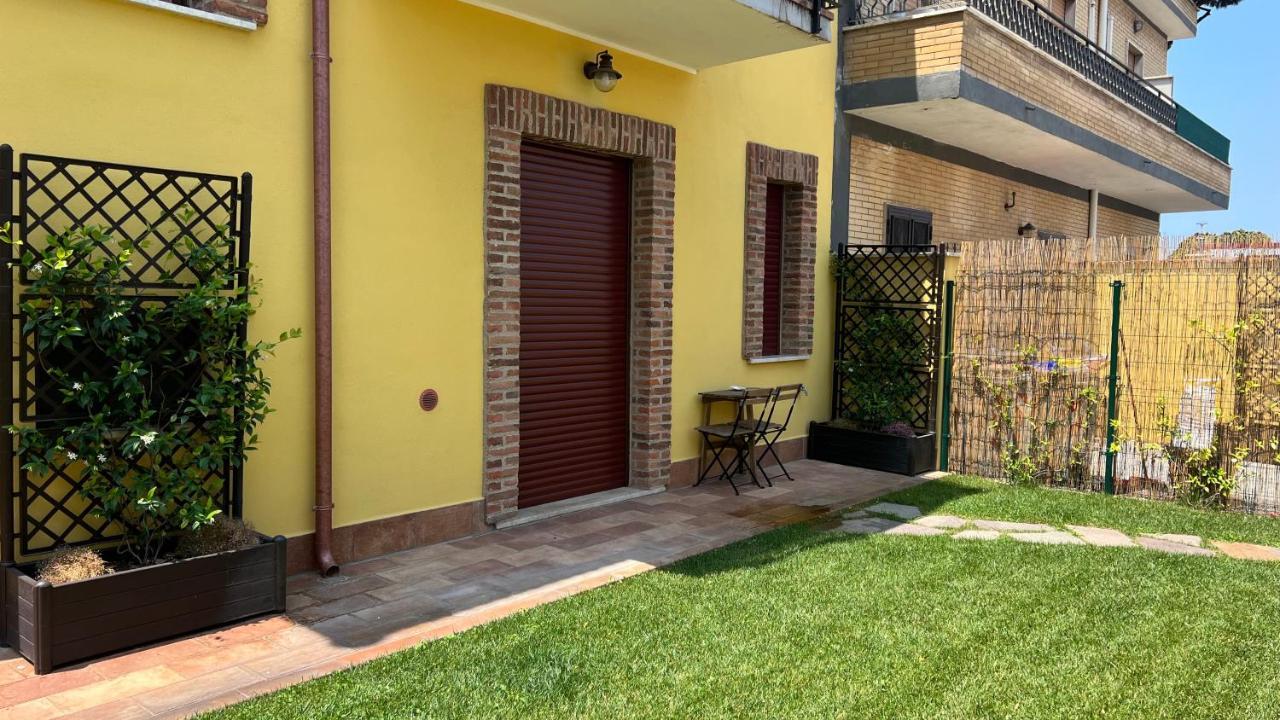 Guest House Le Gemelle Vagabonde Fiumicino Buitenkant foto